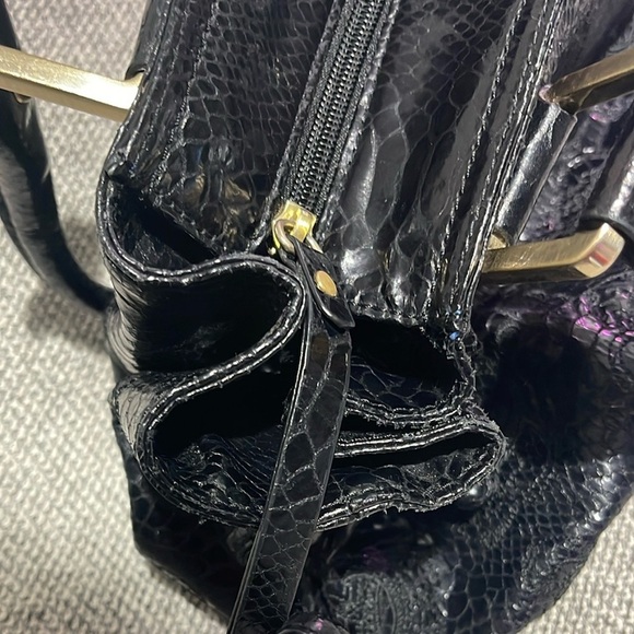 Sharif 1827 Couture Black Shoulder Bag with Glossy Finish and Silver Accents - Picture 8 of 16